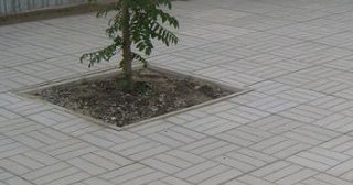 Качественная тротуарная плитка серого цвета в Рубцовске в октябре