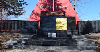 Профессиональное благоустройство памятников в Рубцовске в октябре